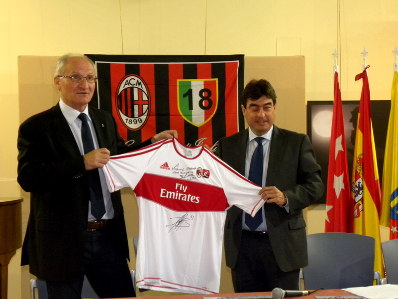 Le Club AC Milan a présenté son Campus d'Été 2013 à Alalpardo