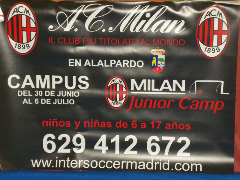 El Club A.C. Milan presentó su Campus de Verano 2013 en Alalpardo