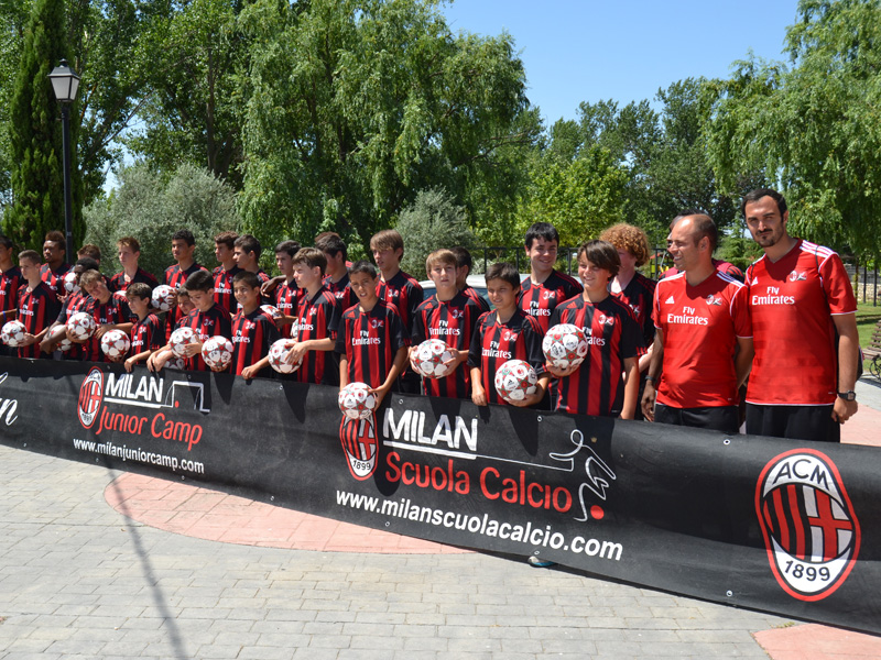 Belle épilogue de l'AC Milan Summer Camp 2013 en Alalpardo