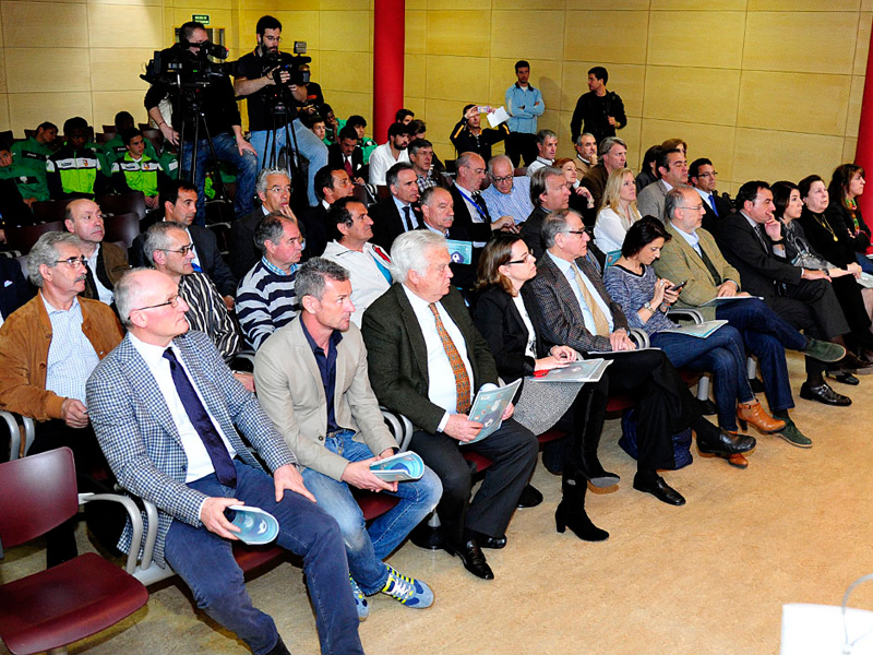 InterSoccer Madrid attended the press conference for presentation of the U16 Football Champions Tournament -I Luis Aragones In Memoriam-