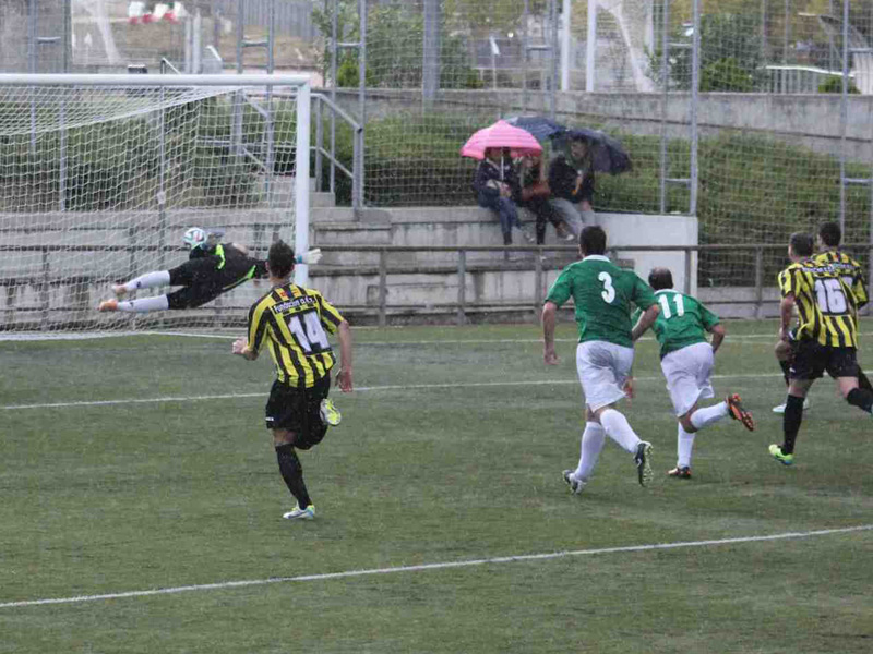 Valuable tied match in middle of difficulties: A.C. InterSoccer Madrid 1 - 1 A.V. La Chimenea