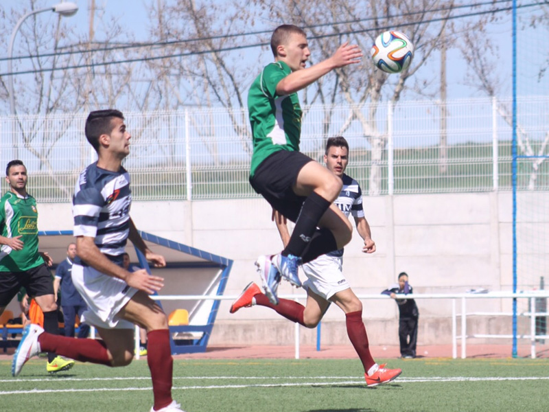 Bogdan, jugador de 16 años, debuta ya como titular en el Alcobendas Levitt de Tercera División