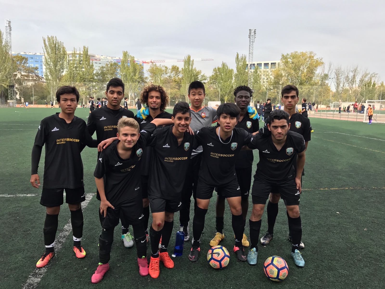 Fútbol 7 – J2 Buen partido de los chicos de la academia y goleada